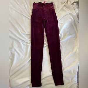 Spanx Rich Burgundy Velvet Leggings Medium